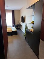 Primetime Hotel