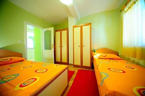 Villa With Garden and Pool, Supetar, Island Brac