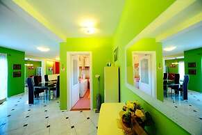 Villa With Garden and Pool, Supetar, Island Brac