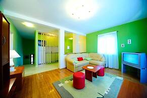 Villa With Garden and Pool, Supetar, Island Brac