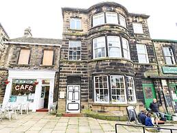 Victoria House