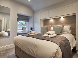 Upper Sheriff's Place