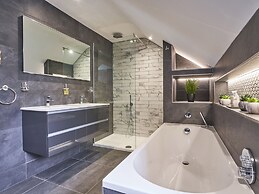 Upper Sheriff's Place