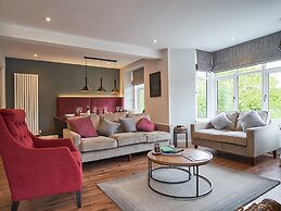 Upper Sheriff's Place