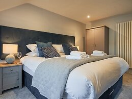 Upper Sheriff's Place