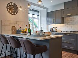 Upper Sheriff's Place