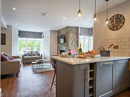 Upper Sheriff's Place