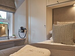 Upper Sheriff's Place