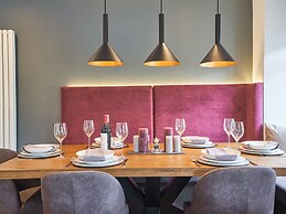 Upper Sheriff's Place