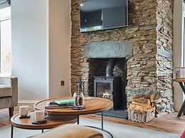 Upper Sheriff's Place