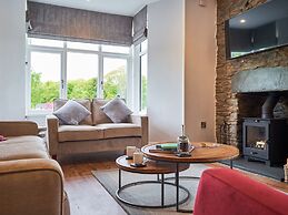 Upper Sheriff's Place