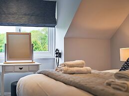 Upper Sheriff's Place