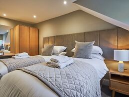 Upper Sheriff's Place