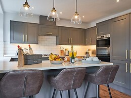 Upper Sheriff's Place