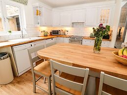 Curlew Cottage, 2 Fenkle Street