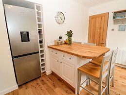 Curlew Cottage, 2 Fenkle Street