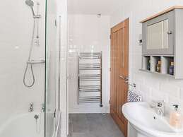 Curlew Cottage, 2 Fenkle Street