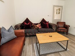 Low Orchard House