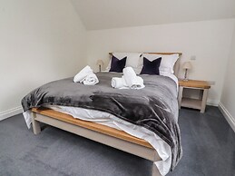 Low Orchard House