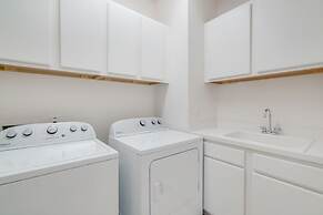 Beautiful Home Near Disney With Private Pool! 5 Bedroom Villa by RedAw