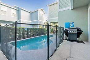 Beautiful Home Near Disney With Private Pool! 5 Bedroom Villa by RedAw