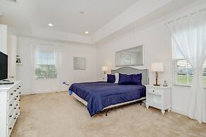 Beautiful Home Near Disney With Private Pool! 5 Bedroom Villa by RedAw