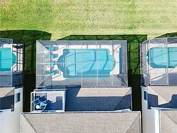 Spacious 5br, 3.5ba Villa South Facing Pool 5 Bedroom Villa by Redawni