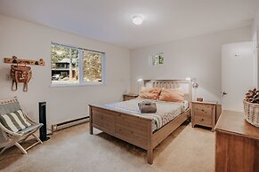 30gs - Bbq - Hot Tub - Wi-fi - Pets Okay - Sleeps 8 3 Bedroom Cabin by