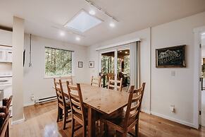 30gs - Bbq - Hot Tub - Wi-fi - Pets Okay - Sleeps 8 3 Bedroom Cabin by