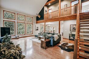 20gs - Wifi - F/p - W/d - Sleeps 6 3 Bedroom Home by RedAwning