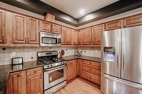 20gs - Wifi - F/p - W/d - Sleeps 6 3 Bedroom Home by RedAwning