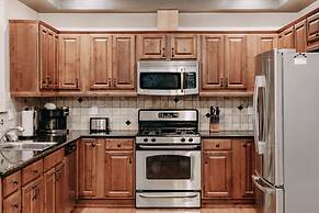 20gs - Wifi - F/p - W/d - Sleeps 6 3 Bedroom Home by RedAwning