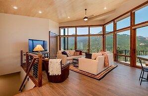 Azure Vista Vacation Home At Windcliff 3 Bedroom Home by Redawning