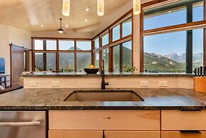 Azure Vista Vacation Home At Windcliff 3 Bedroom Home by Redawning