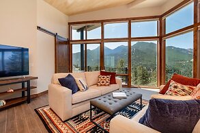 Azure Vista Vacation Home At Windcliff 3 Bedroom Home by Redawning