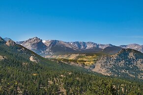 Azure Vista Vacation Home At Windcliff 3 Bedroom Home by Redawning