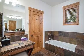 Alpine Vista 6 4 Bedroom Townhouse by RedAwning