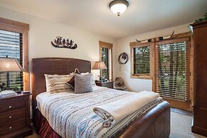 Alpine Vista 6 4 Bedroom Townhouse by RedAwning