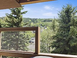 Town Pointe B202 3 Bedroom Condo by RedAwning