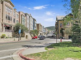 Town Pointe B202 3 Bedroom Condo by RedAwning