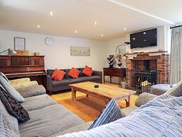 Bwthyn Y Bugail (shepherd's Cottage