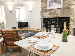 Ha'penny Cottage