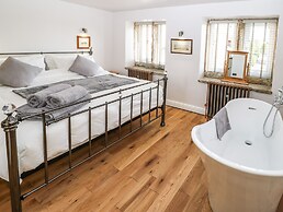 Ha'penny Cottage