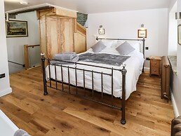 Ha'penny Cottage