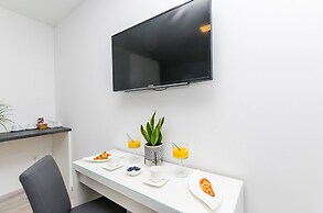 Apartments and Rooms Adriatic Suites