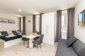 Apartments and Rooms Adriatic Suites