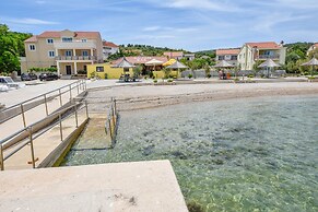 Apartment L and S on The Beach