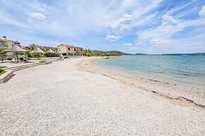 Apartment L and S on The Beach