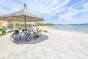 Apartment L and S on The Beach