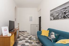 All'ombra del grattacielo